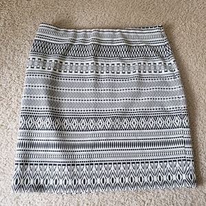 Black and white skirt - Aztec pattern- Xhilaration